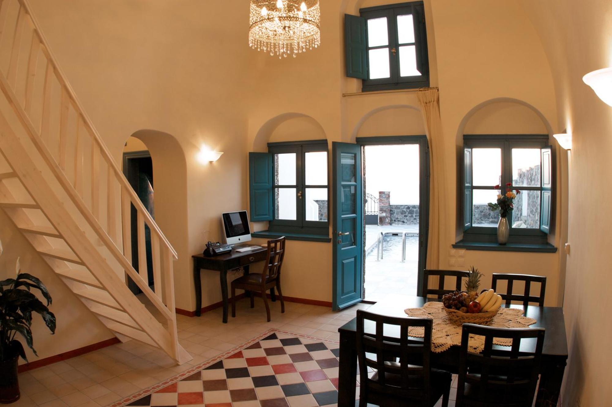 Vallas Apartments & Villas ฟิรอสเตฟานี ภายนอก รูปภาพ